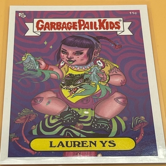 Mini framed Lauren YS 2021 Beyond the Streets Special Edition Garbage Pail Kids - Picture 6 of 7